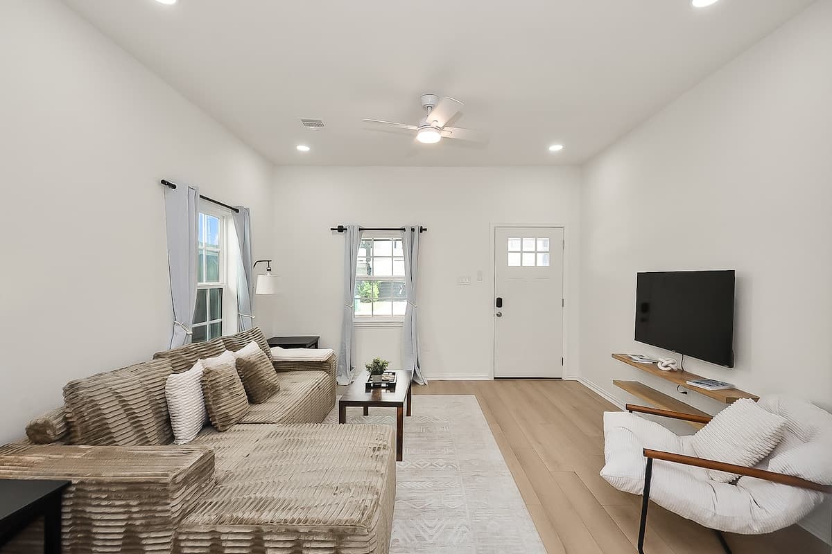 Luxury 3BR Home | Private Yard | Near Stadiums — vacation rental in Houston, TX